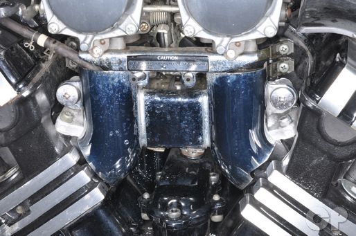 Yamaha VMax carburetor cover removal