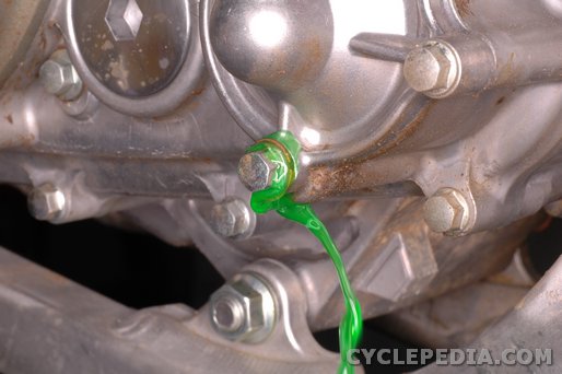 Honda CRF450 coolant replacement