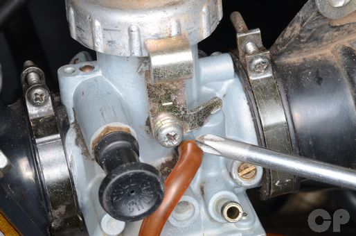 Yamaha Blaster Carburetor Removal and Installation