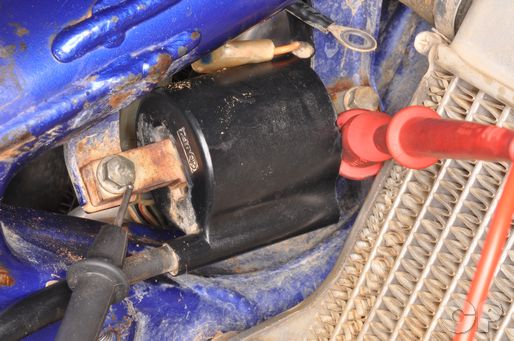 Test the YZ125 ignition coil whe troubleshooting the ignition system.