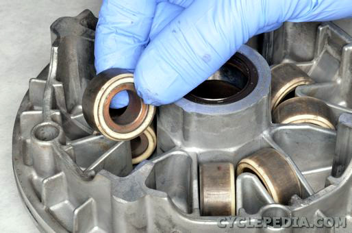 suzuki auto eiger lta400f engine cvt belt clutch flywheel problem