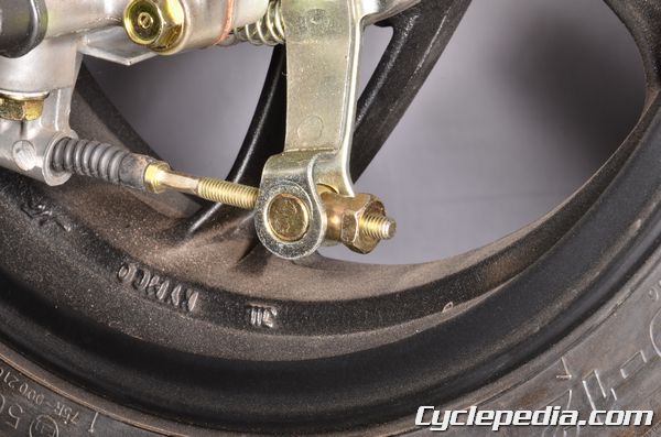 KYMCO SUPER8 150 50 R X rear drum brake free play inspection adjustment